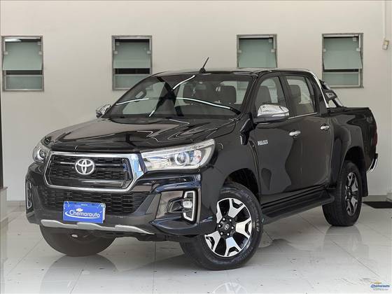 TOYOTA HILUX 2.8 SRX 4X4 CD 16V DIESEL 4P AUTOMÁTICO TOYOTA HILUX 2.8 SRX 4X4 CD 16V DIESEL 4P AUTOMÁTICO